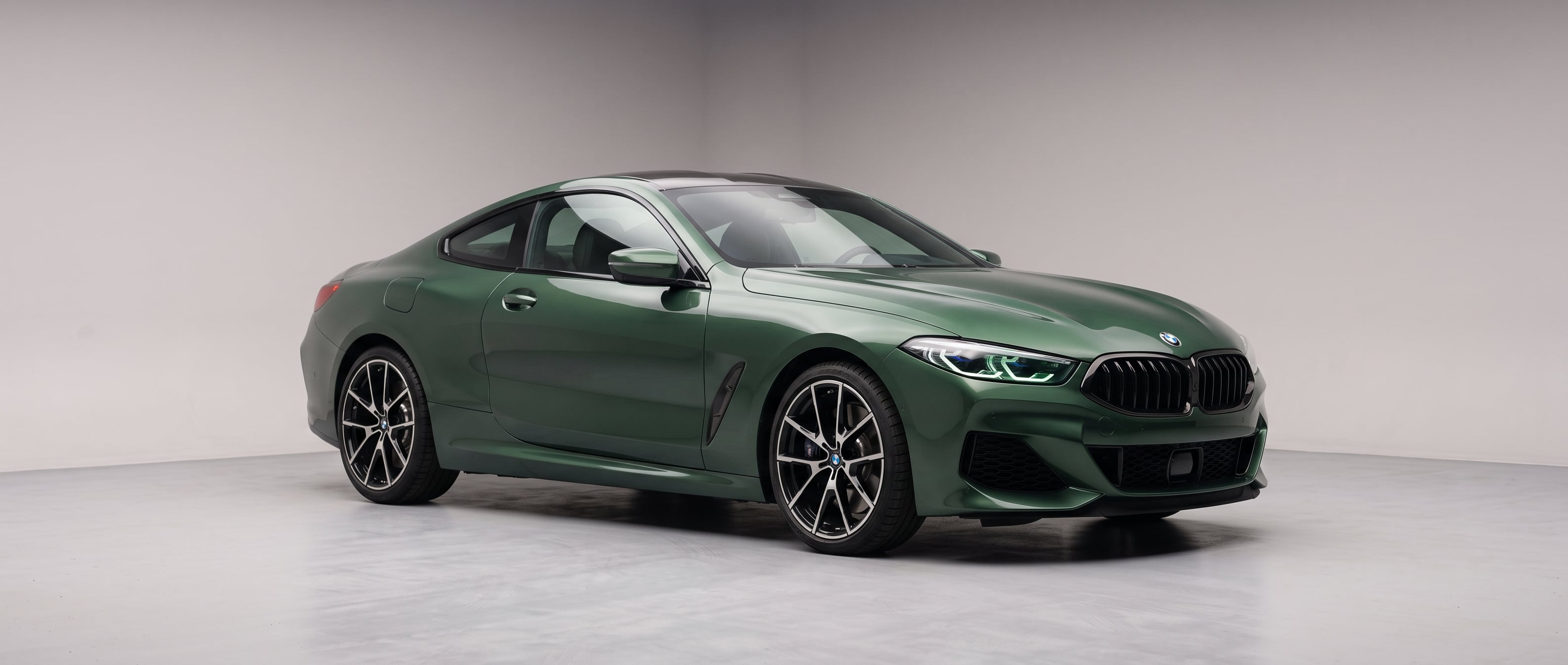 BMW 8-SERIES