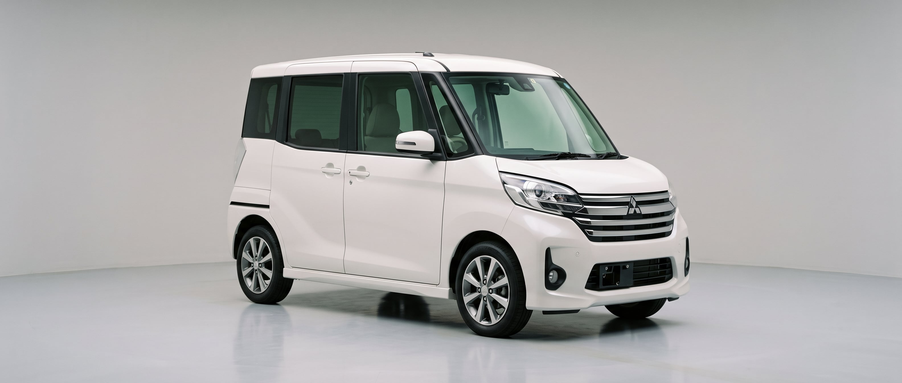 Mitsubishi EK Space Custom