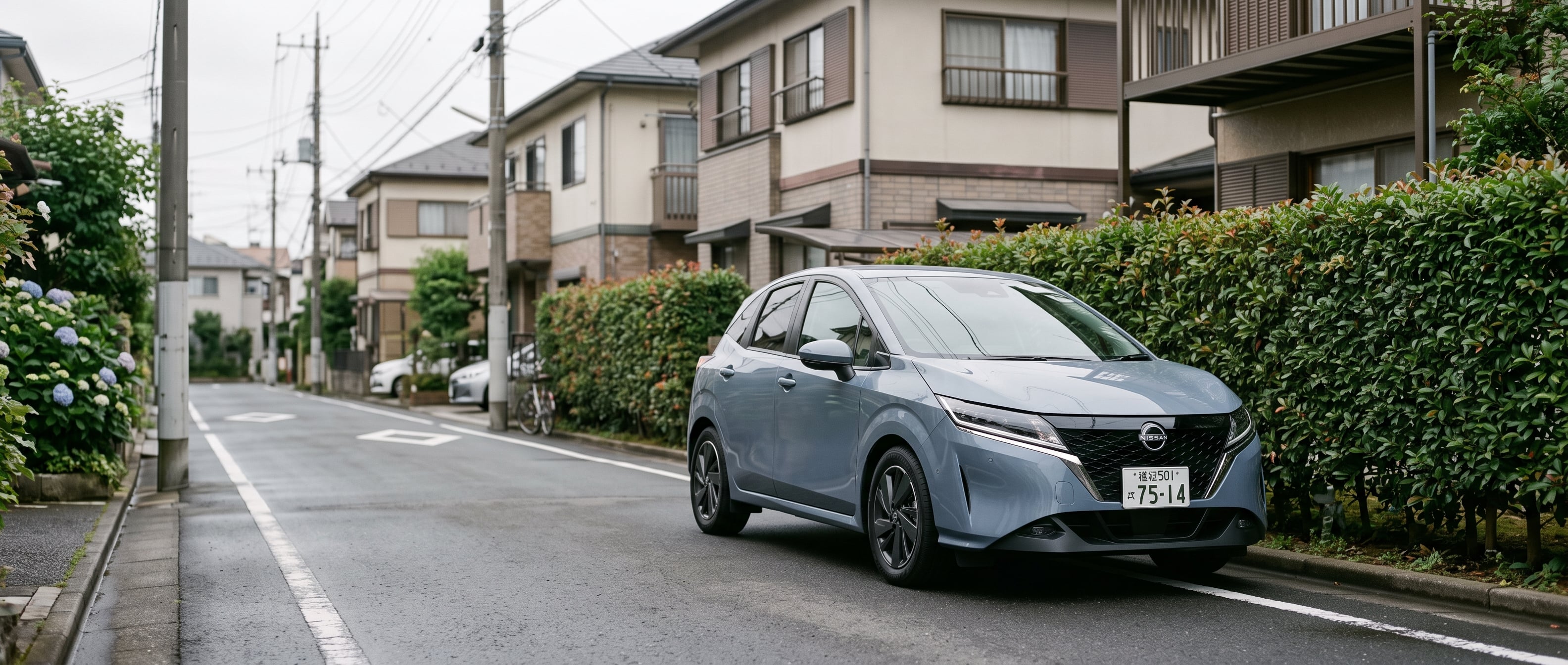 Nissan Aura