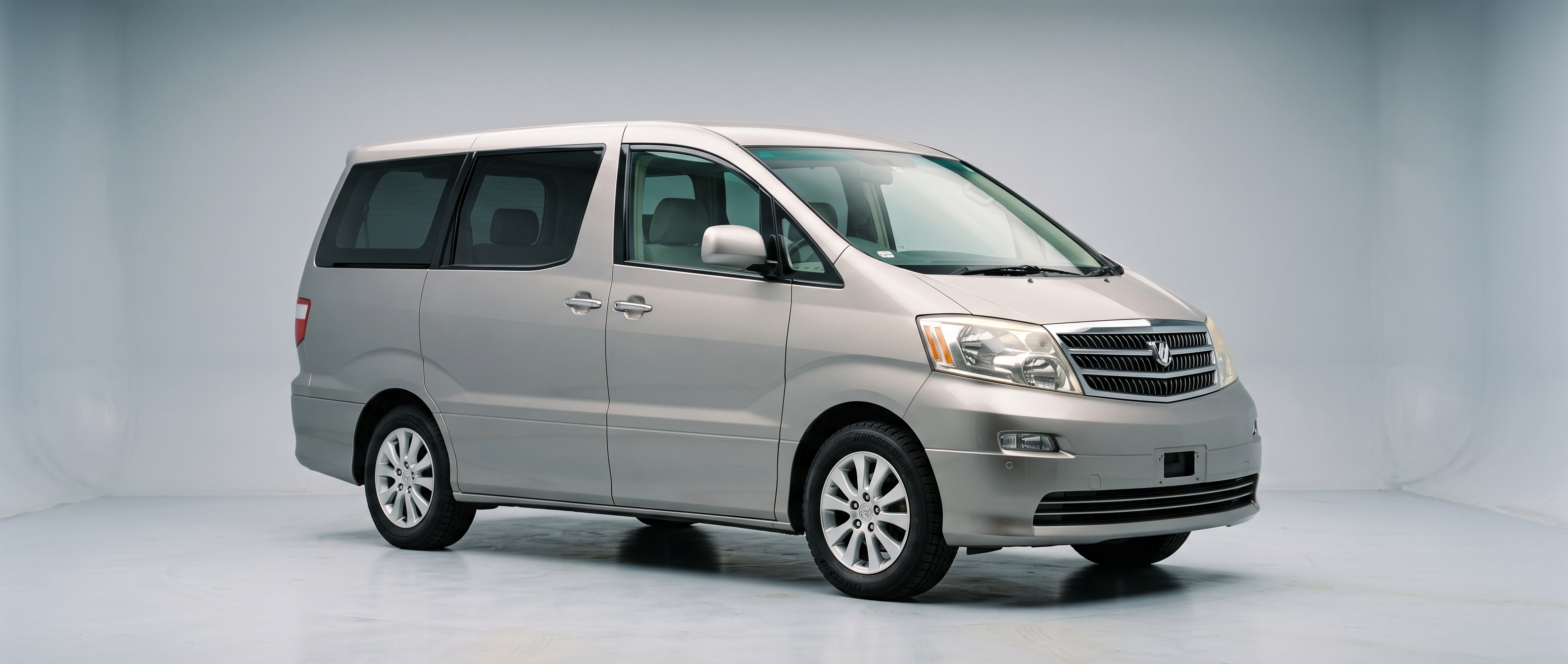 Toyota Alphard G