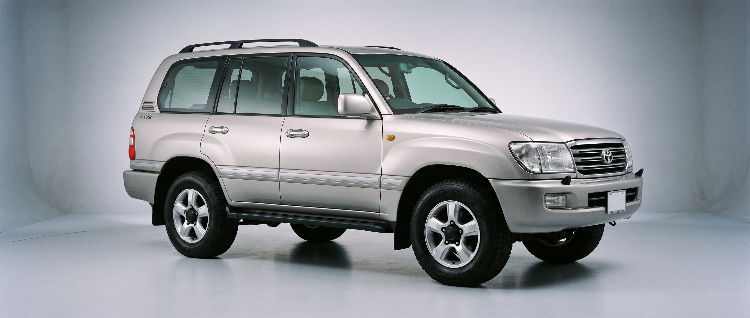 Toyota Land Cruiser 100