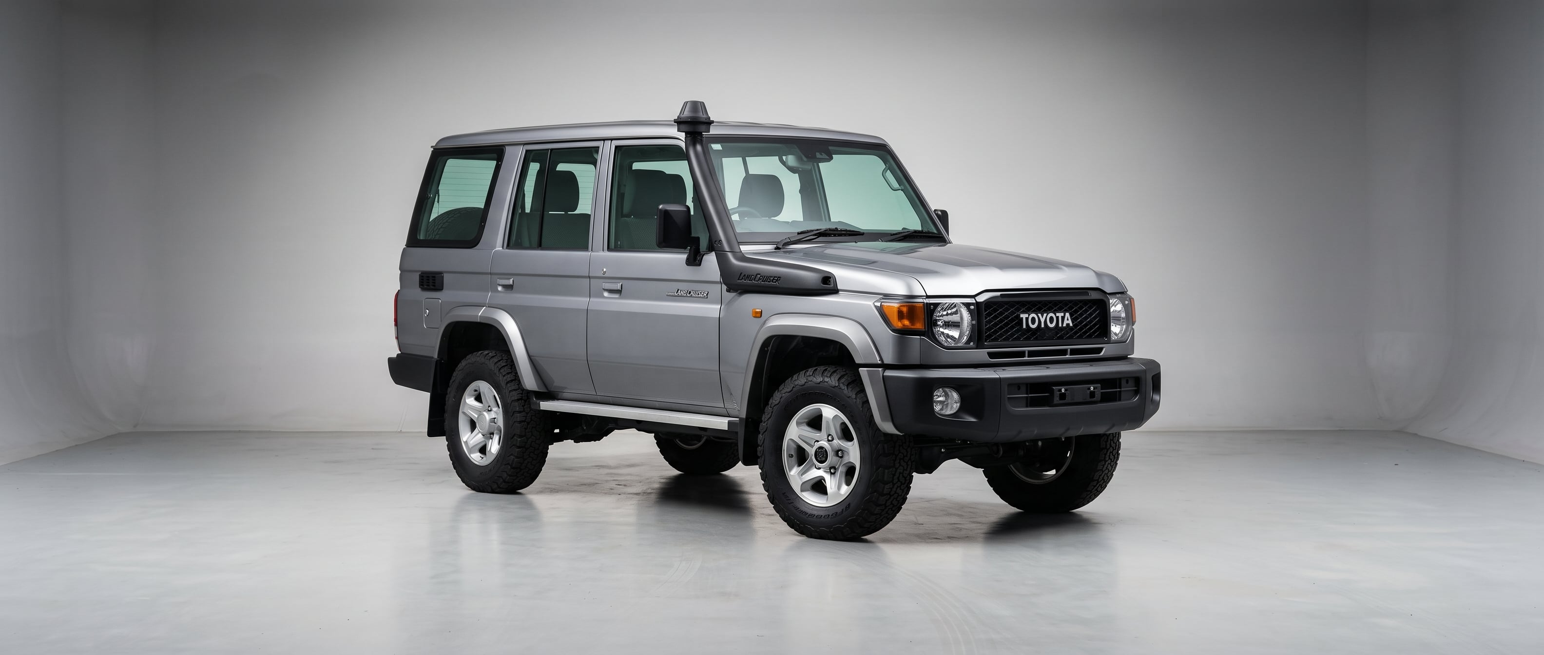 Toyota Land Cruiser 70