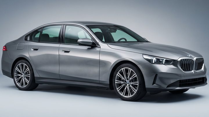 BMW 5-SERIES