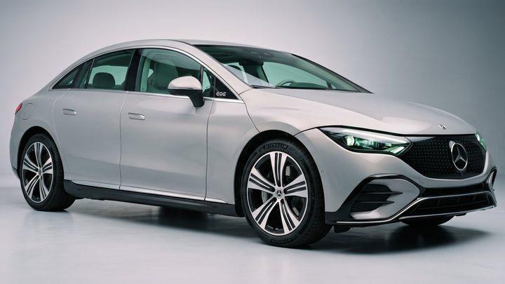 MERCEDES-BENZ EQE