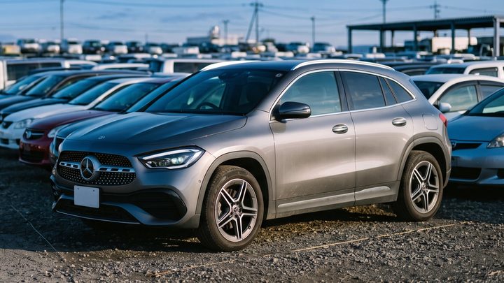 MERCEDES BENZ GLA