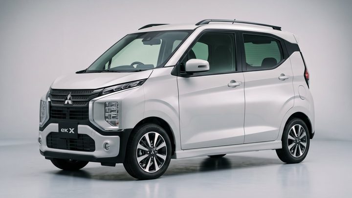 MITSUBISHI EK X