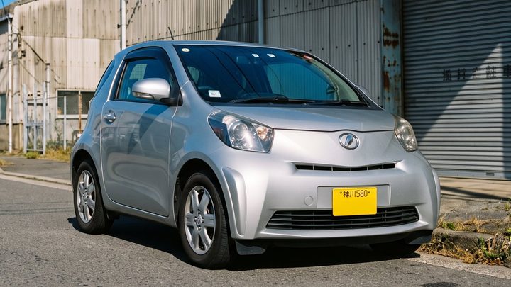 TOYOTA IQ