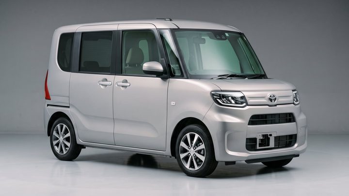 TOYOTA PIXIS MEGA